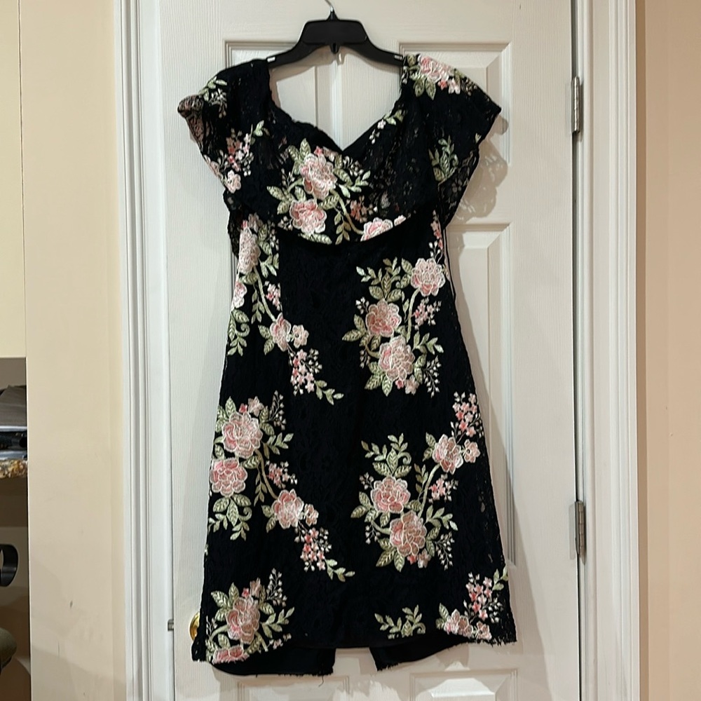 Lace off the shoulder, black dress with floral lace design